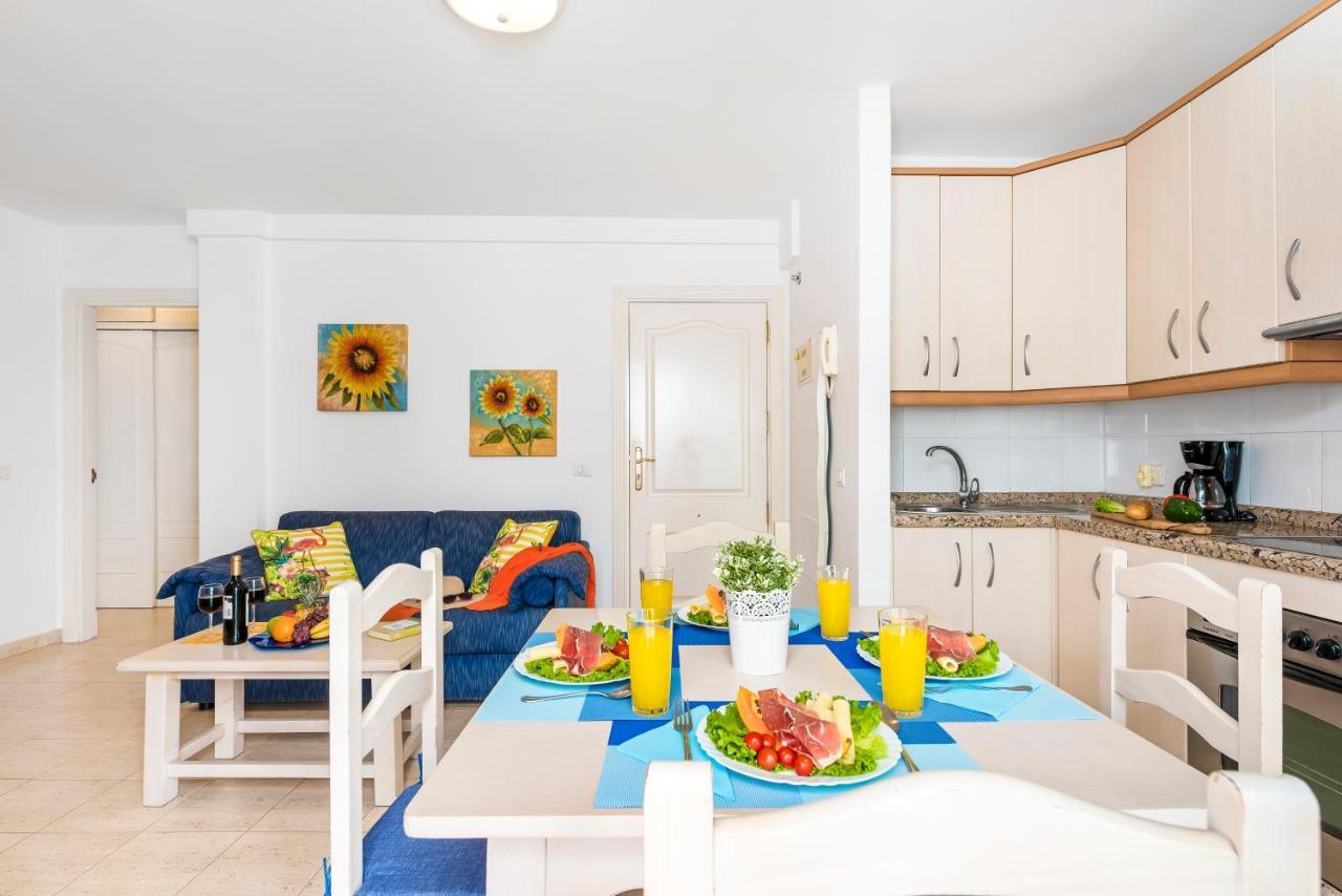 17 Los Cristianos Central By The Beach ,Wifi Arona  Bagian luar foto